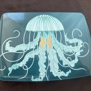 Hourglass Jelly Fish Palette (Holiday 2023 ed)